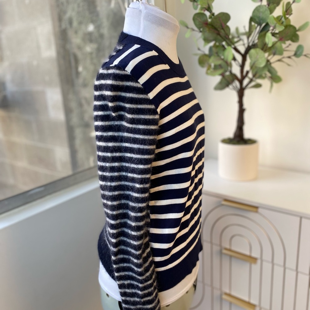 ✨Warm & Fuzzy Sweater Set (3)✨: Cupcakes & Cashmere S + Madewell M + Sundry M - Picture 10 of 16